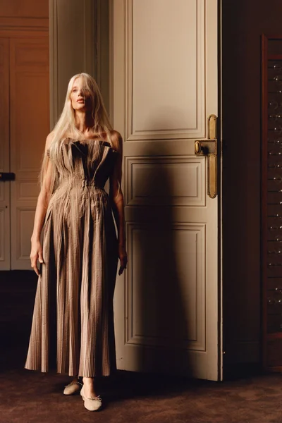 Look 19
